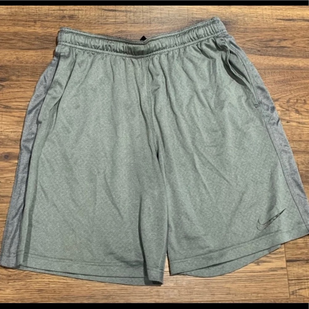 Nike Dri Fit Shorts Size Small